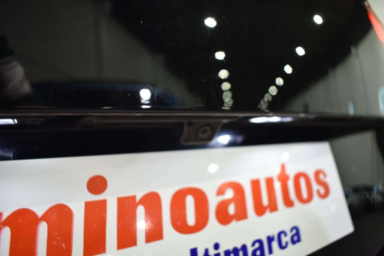 VW TOURAN en Minoautos