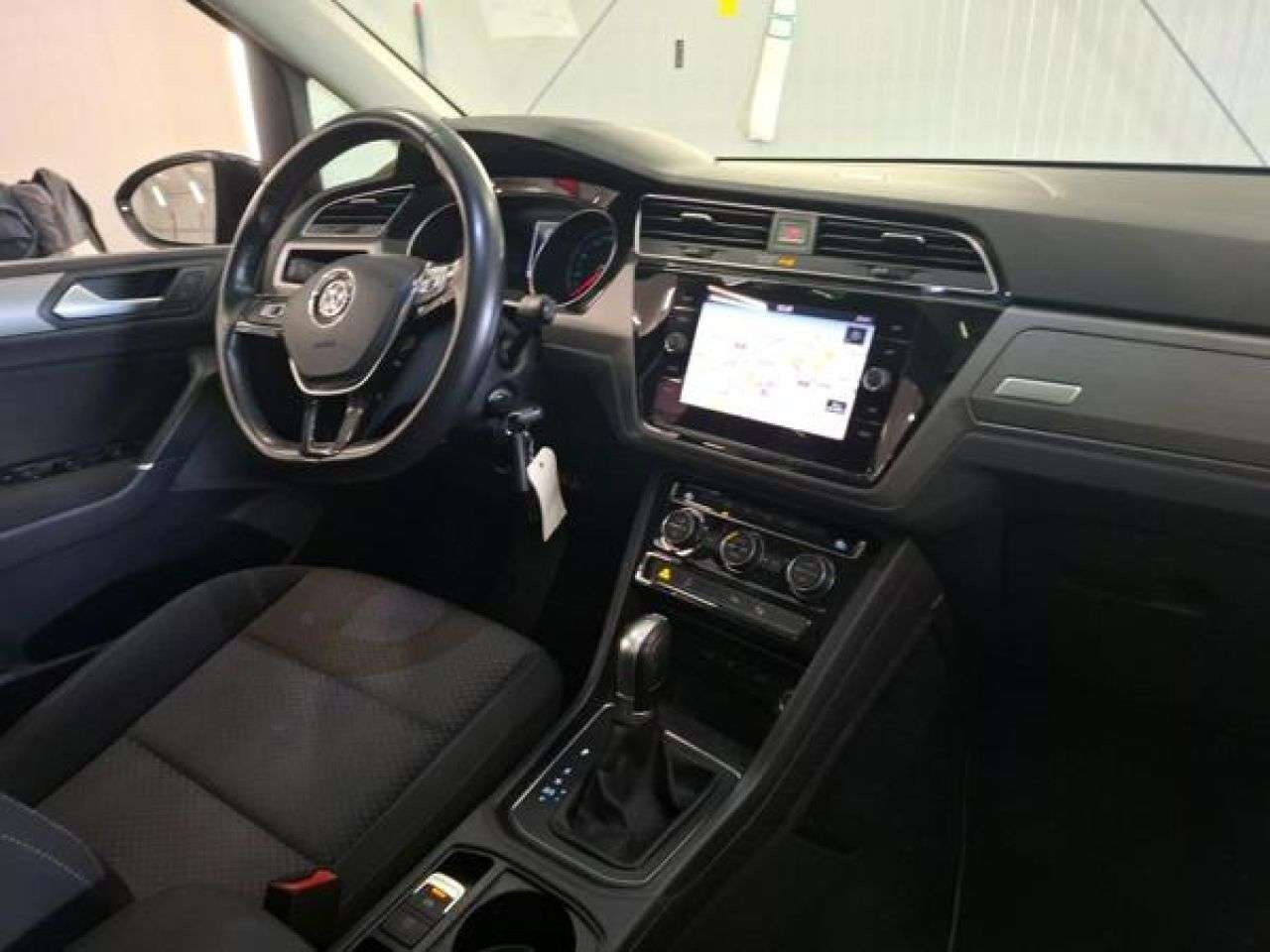 VW TOURAN en Minoautos