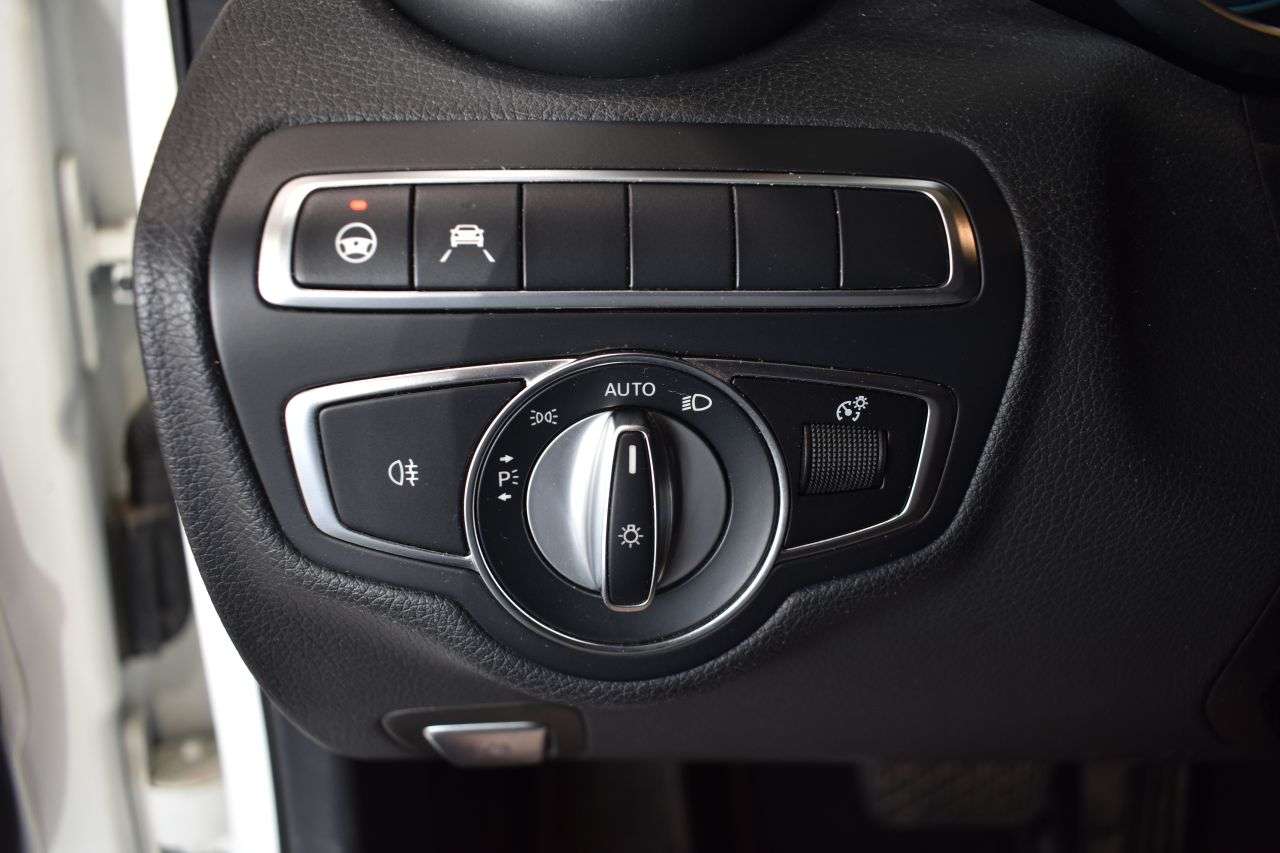 MERCEDES-BENZ CLASE C ESTATE en Minoautos