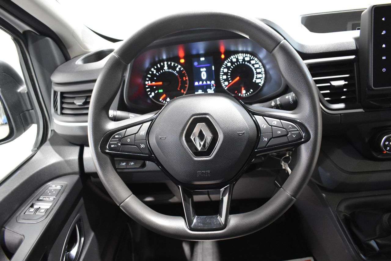 RENAULT TRAFIC en Minoautos