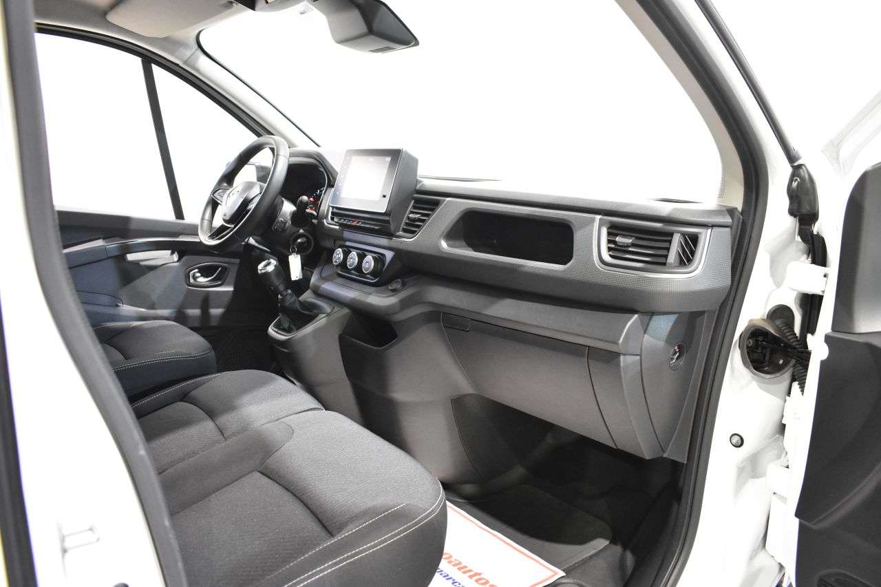 RENAULT TRAFIC en Minoautos