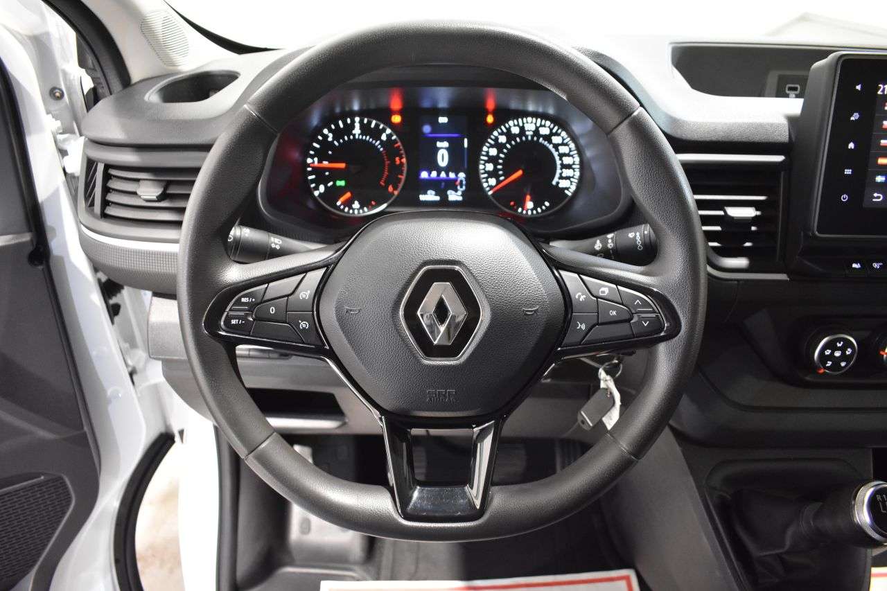 RENAULT TRAFIC en Minoautos