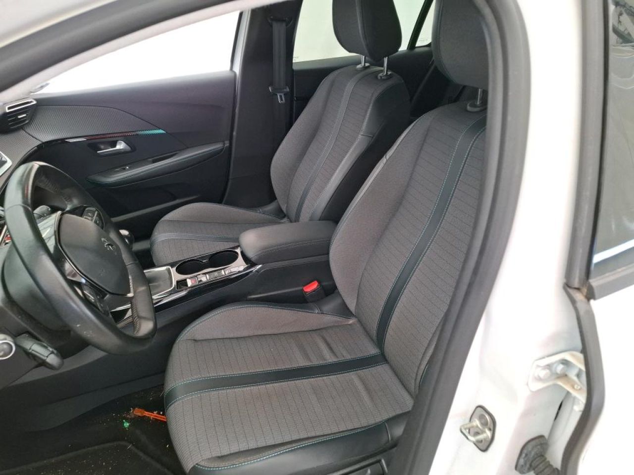PEUGEOT 208 en Minoautos