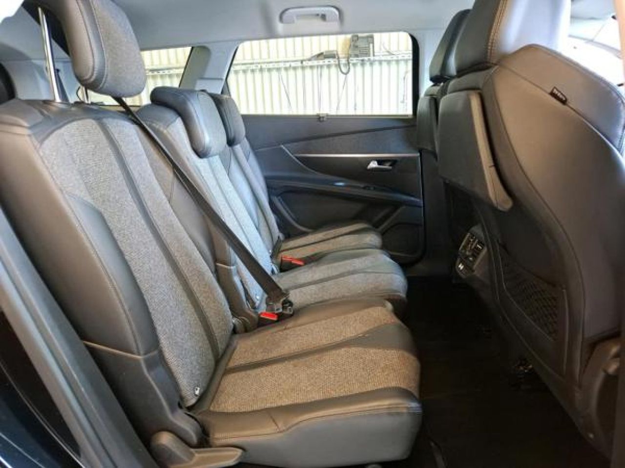 PEUGEOT 5008 en Minoautos
