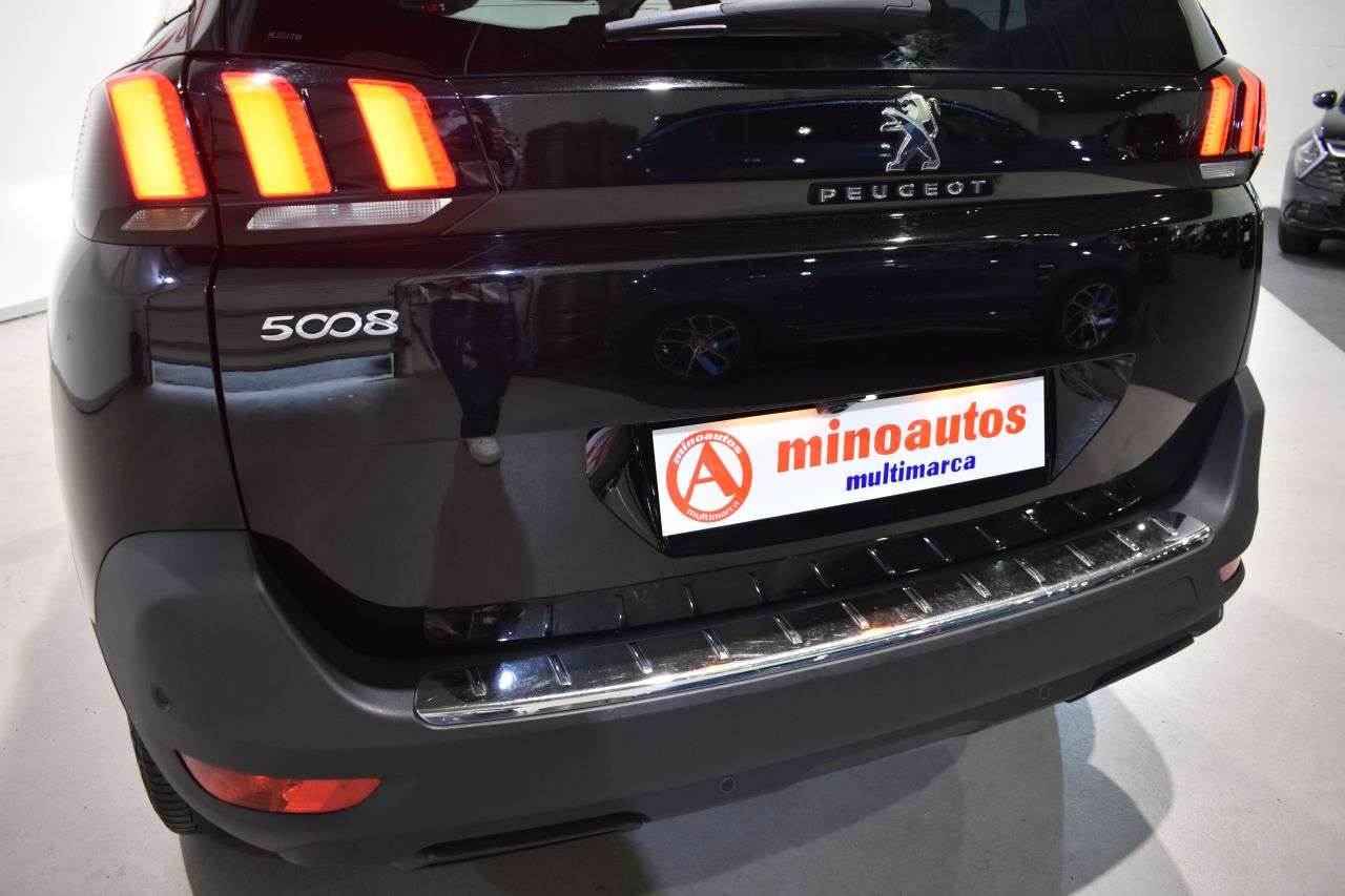 PEUGEOT 5008 en Minoautos