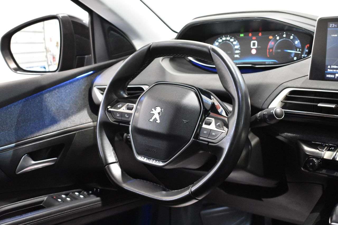 PEUGEOT 5008 en Minoautos