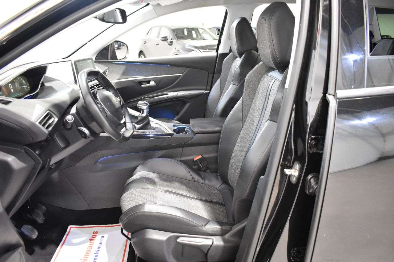 PEUGEOT 5008 en Minoautos