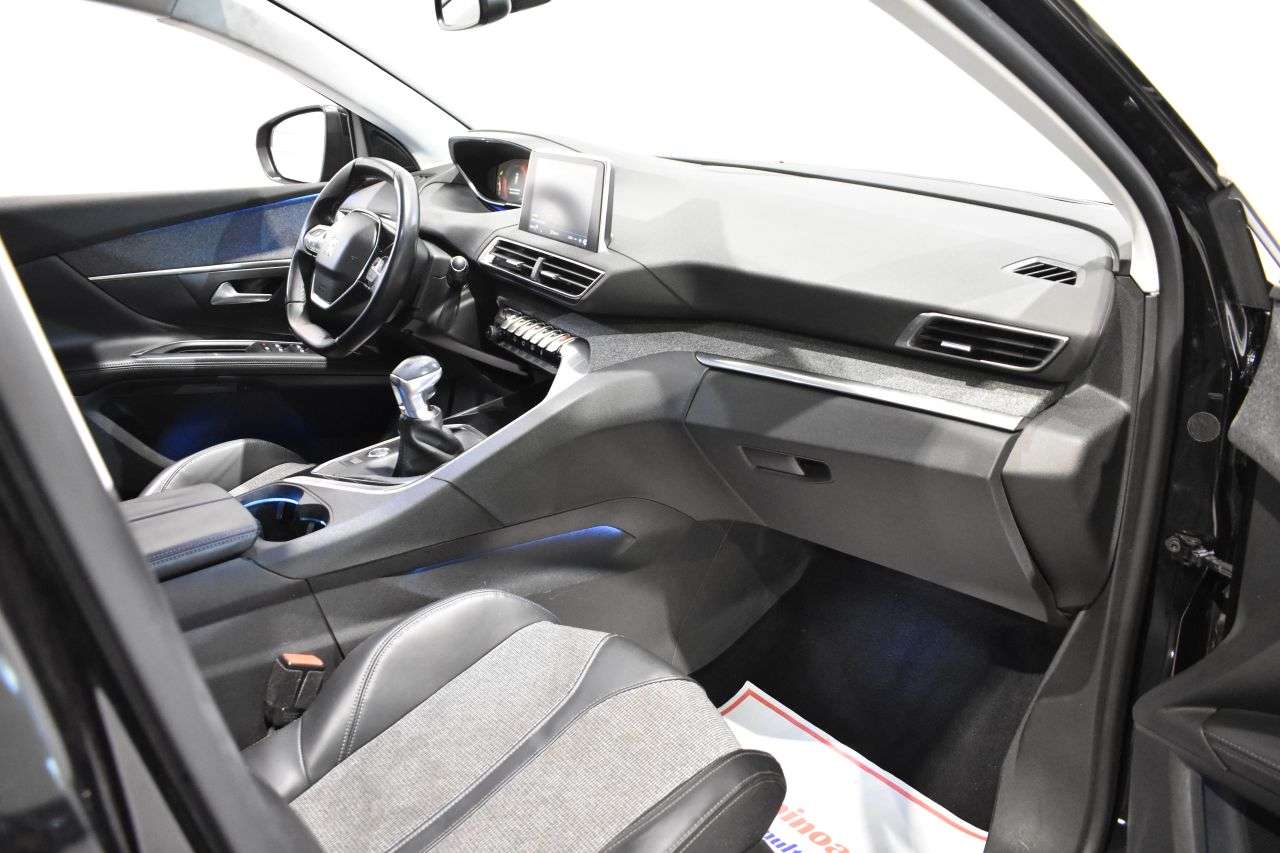 PEUGEOT 5008 en Minoautos