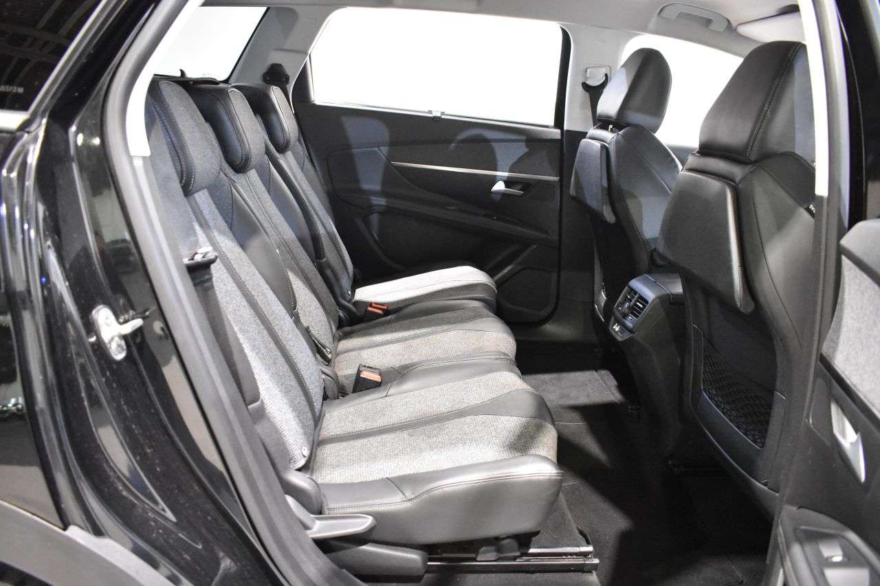 PEUGEOT 5008 en Minoautos