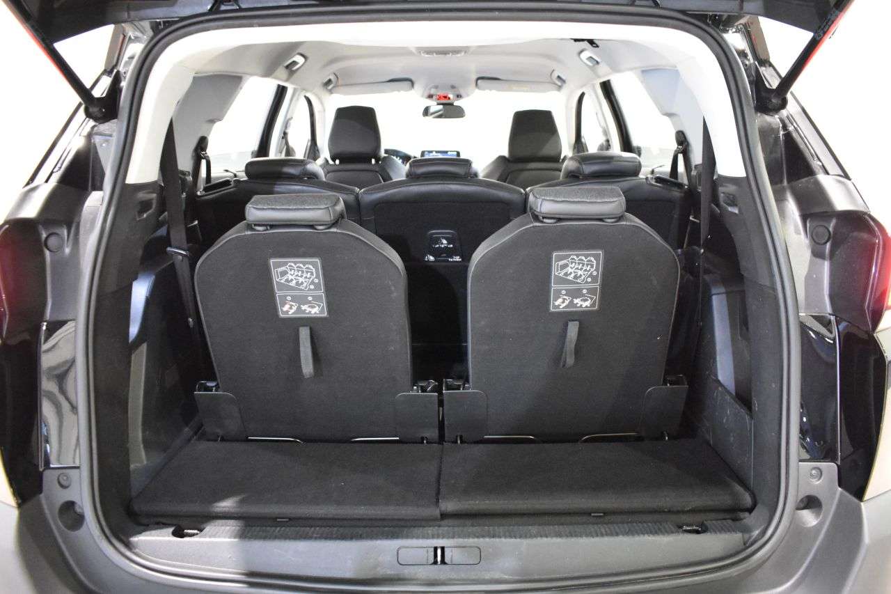 PEUGEOT 5008 en Minoautos