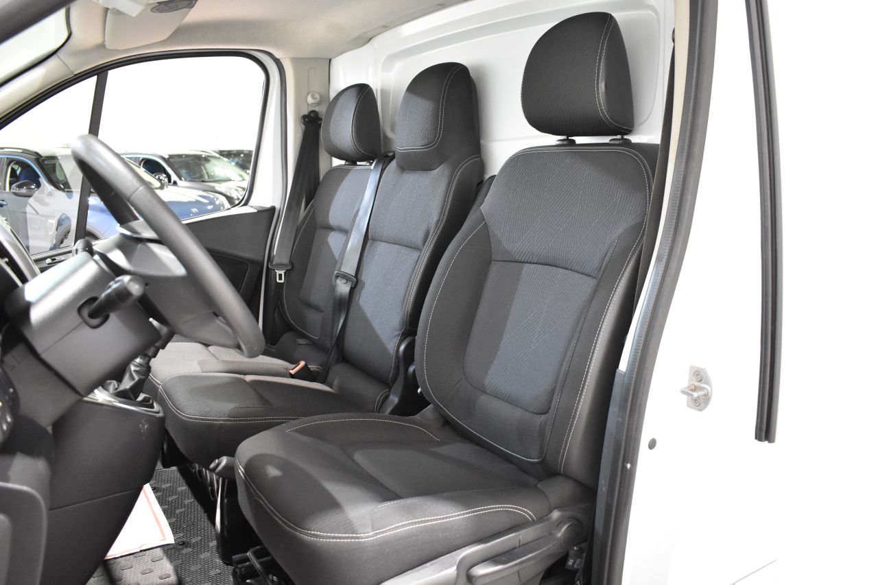 RENAULT TRAFIC en Minoautos