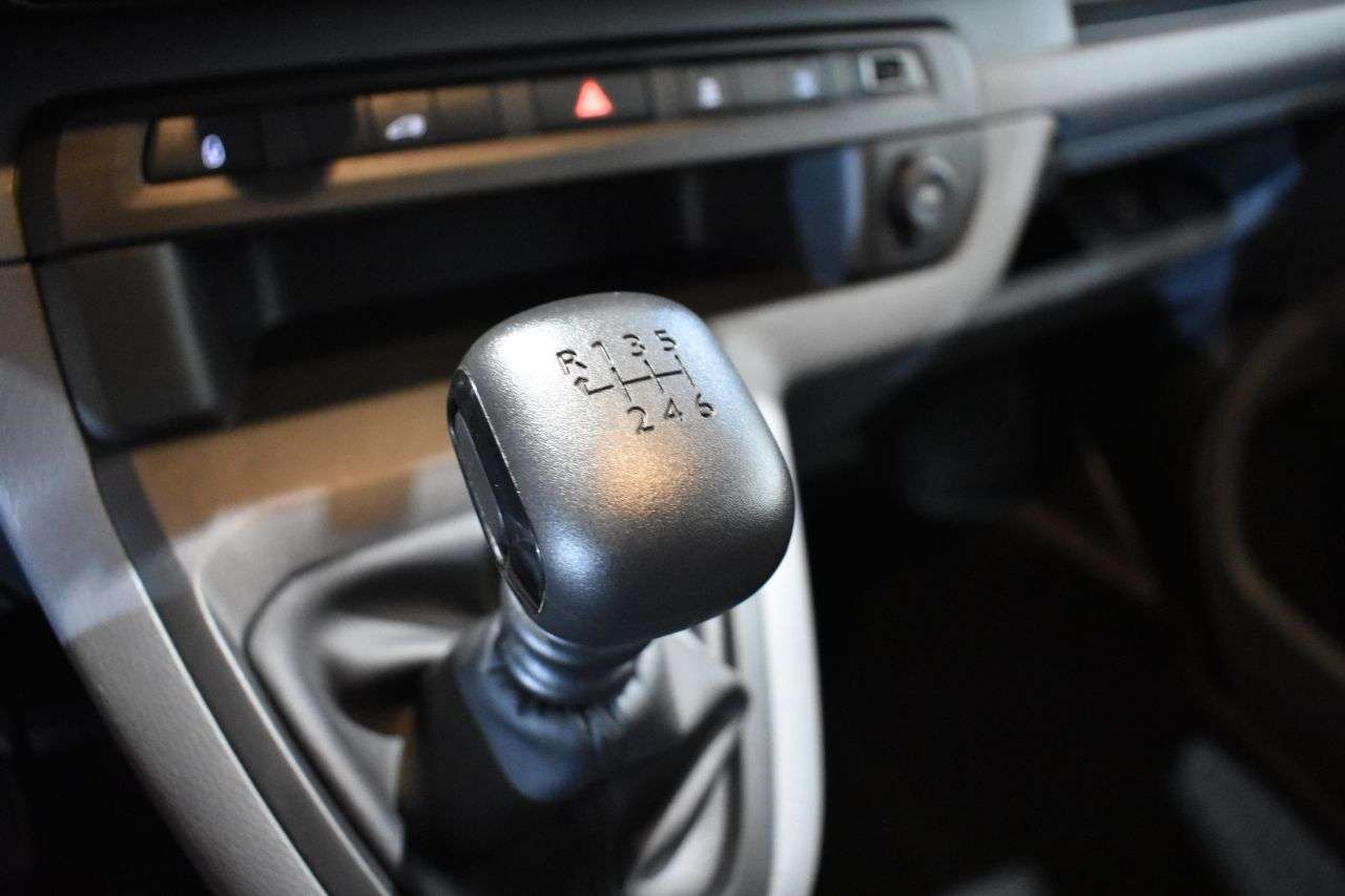 PEUGEOT EXPERT en Minoautos