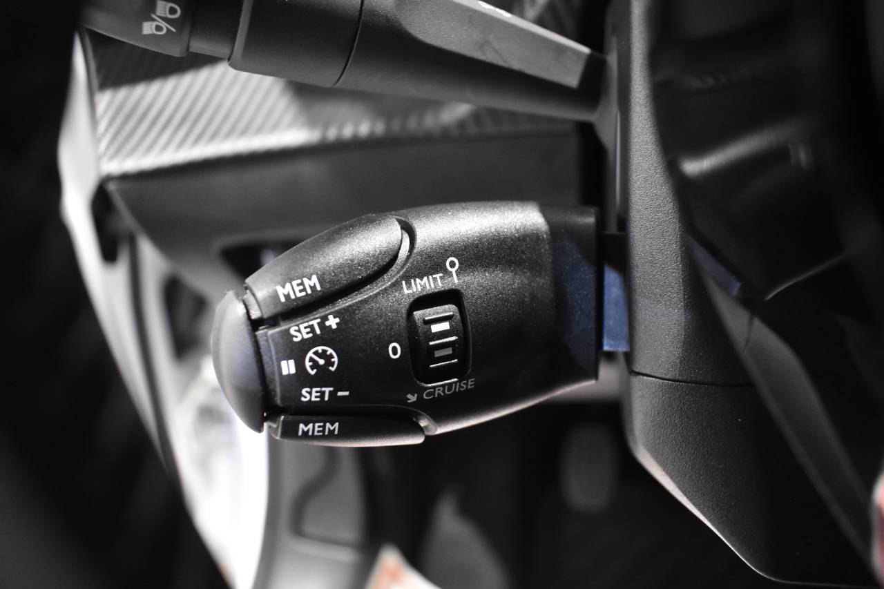 PEUGEOT 208 en Minoautos