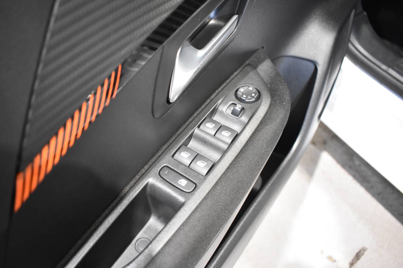 PEUGEOT 208 en Minoautos