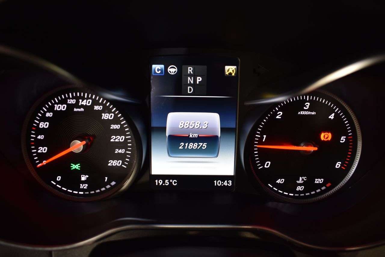 MERCEDES-BENZ CLASE GLC