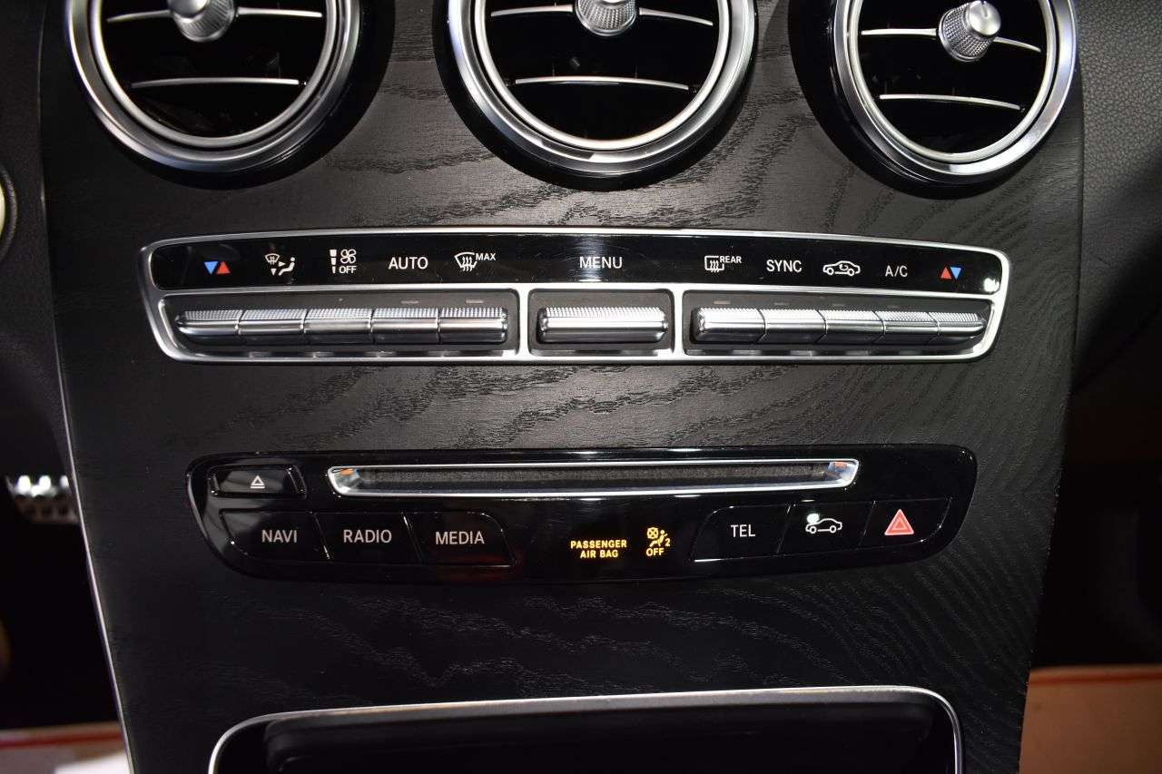 MERCEDES-BENZ CLASE GLC