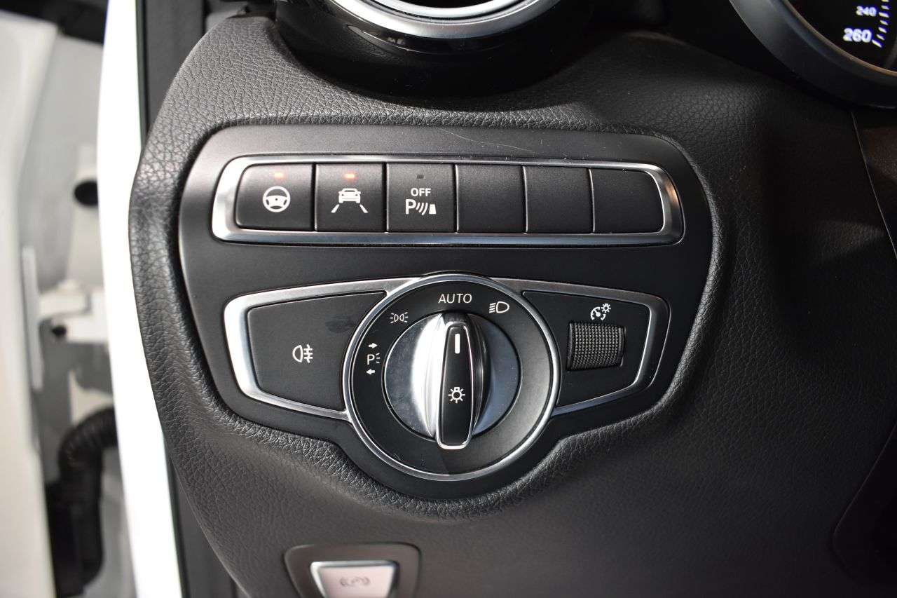 MERCEDES-BENZ CLASE GLC