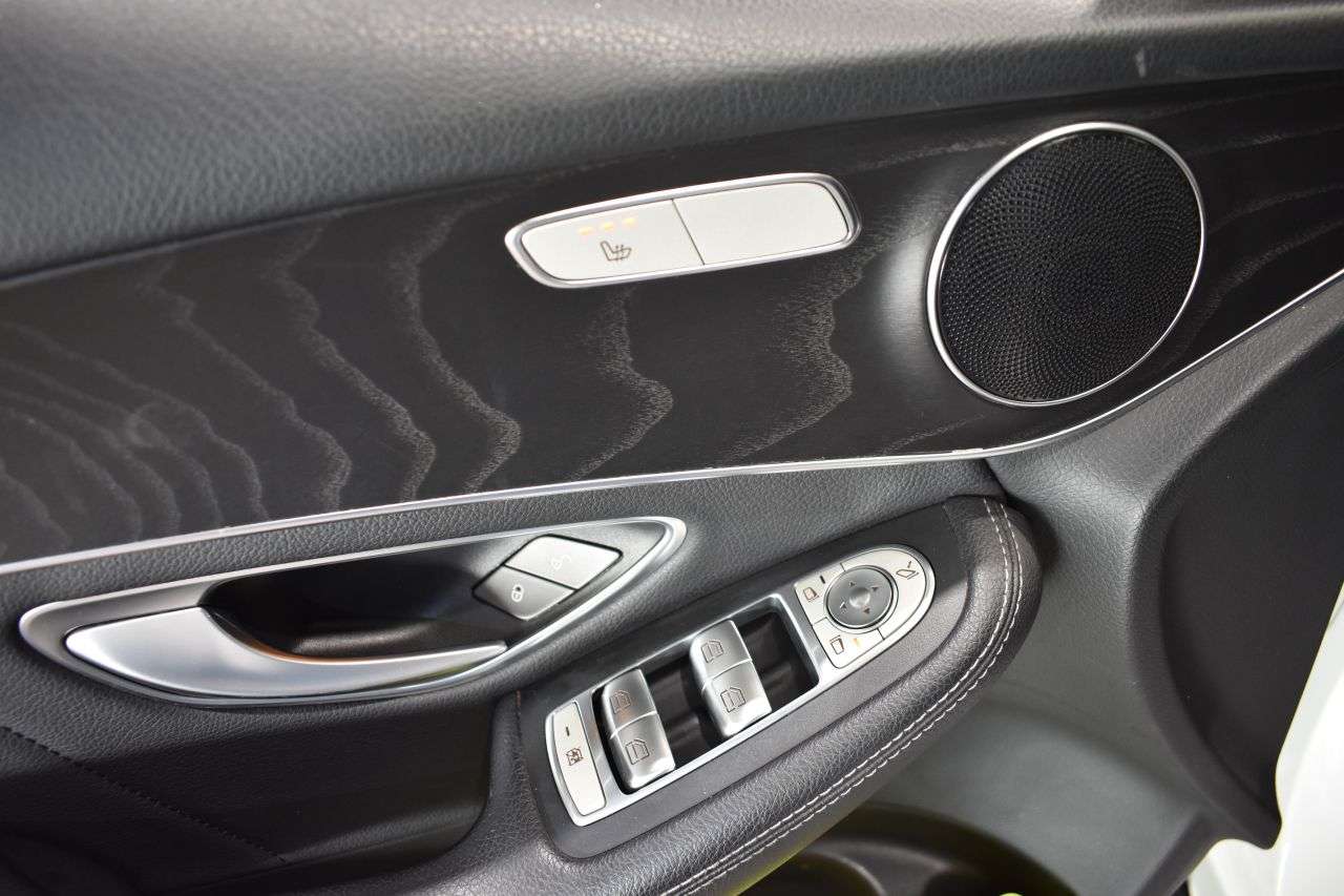 MERCEDES-BENZ CLASE GLC