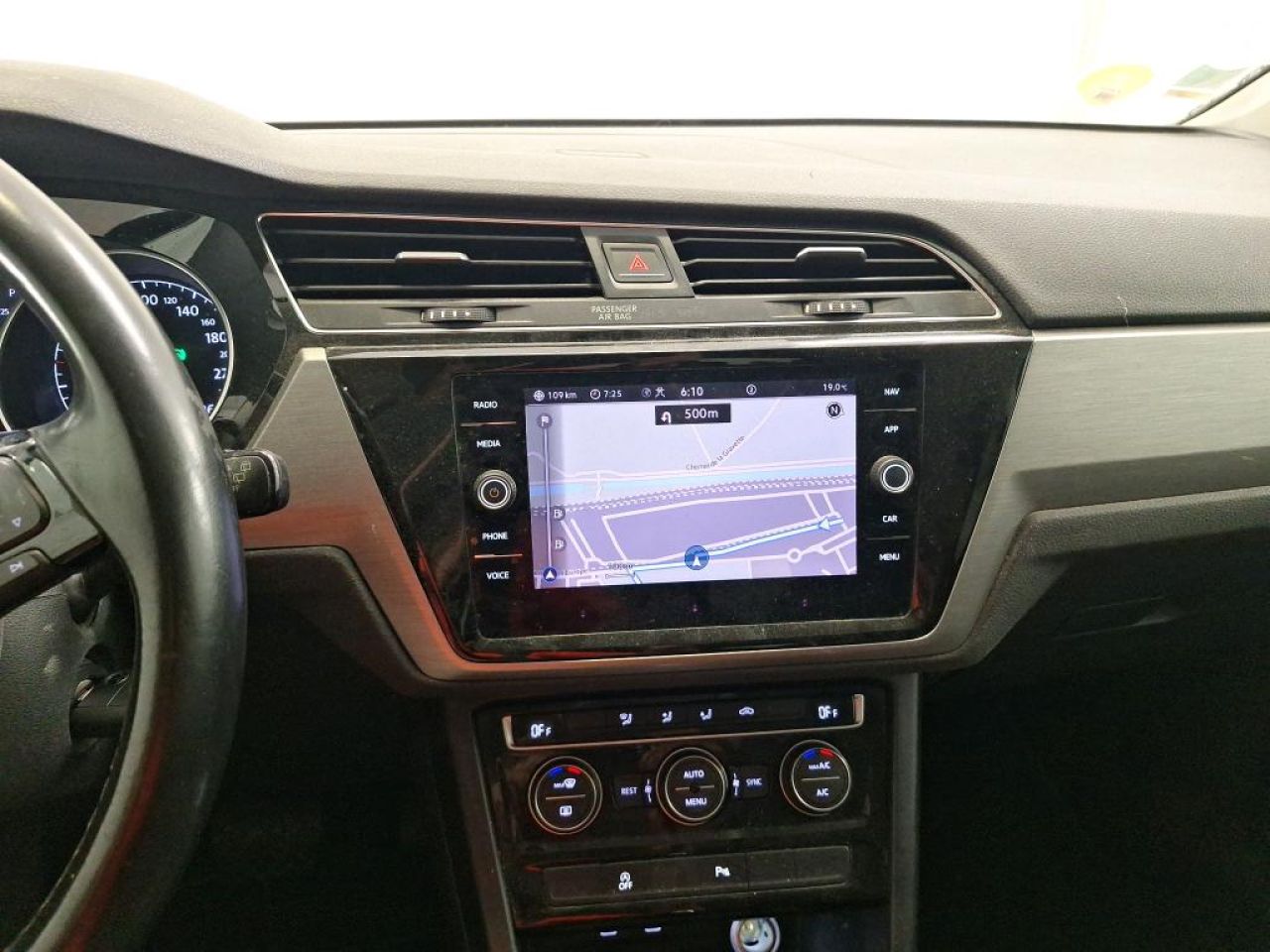 VW TOURAN en Minoautos
