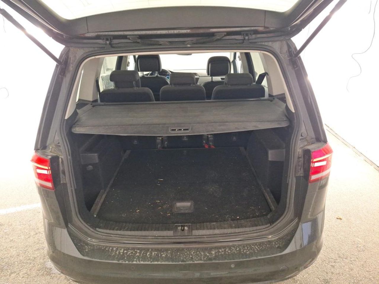 VW TOURAN en Minoautos