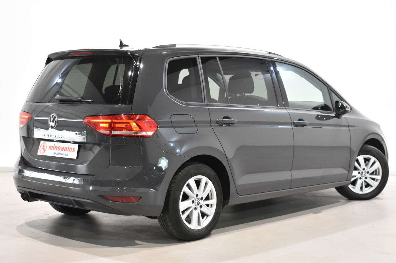 VW TOURAN en Minoautos
