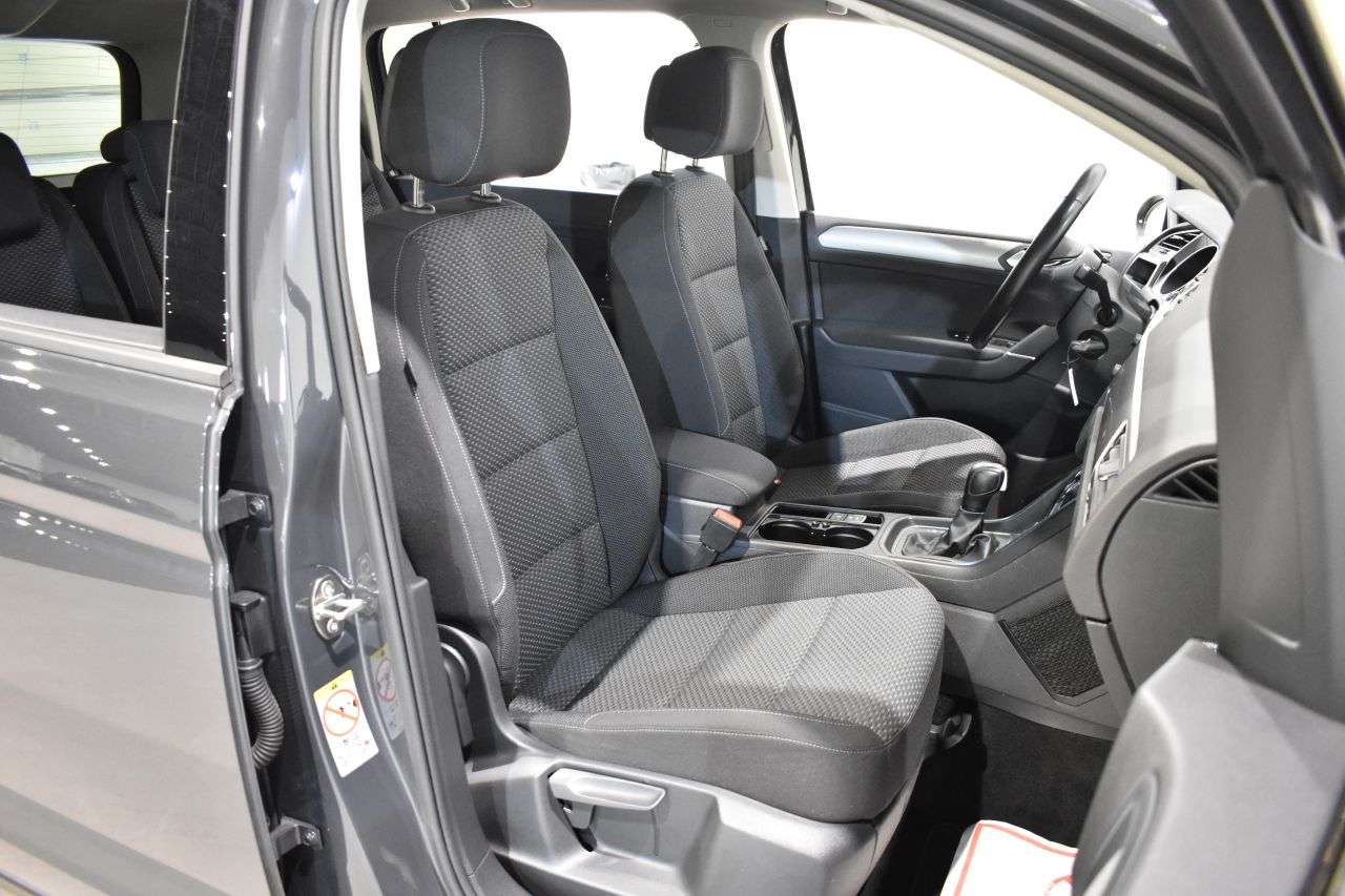 VW TOURAN en Minoautos