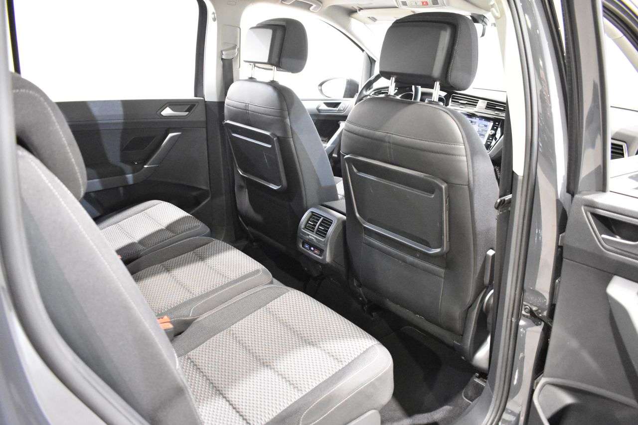 VW TOURAN en Minoautos