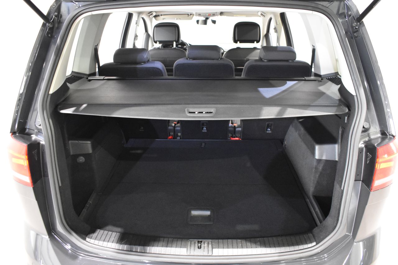 VW TOURAN en Minoautos