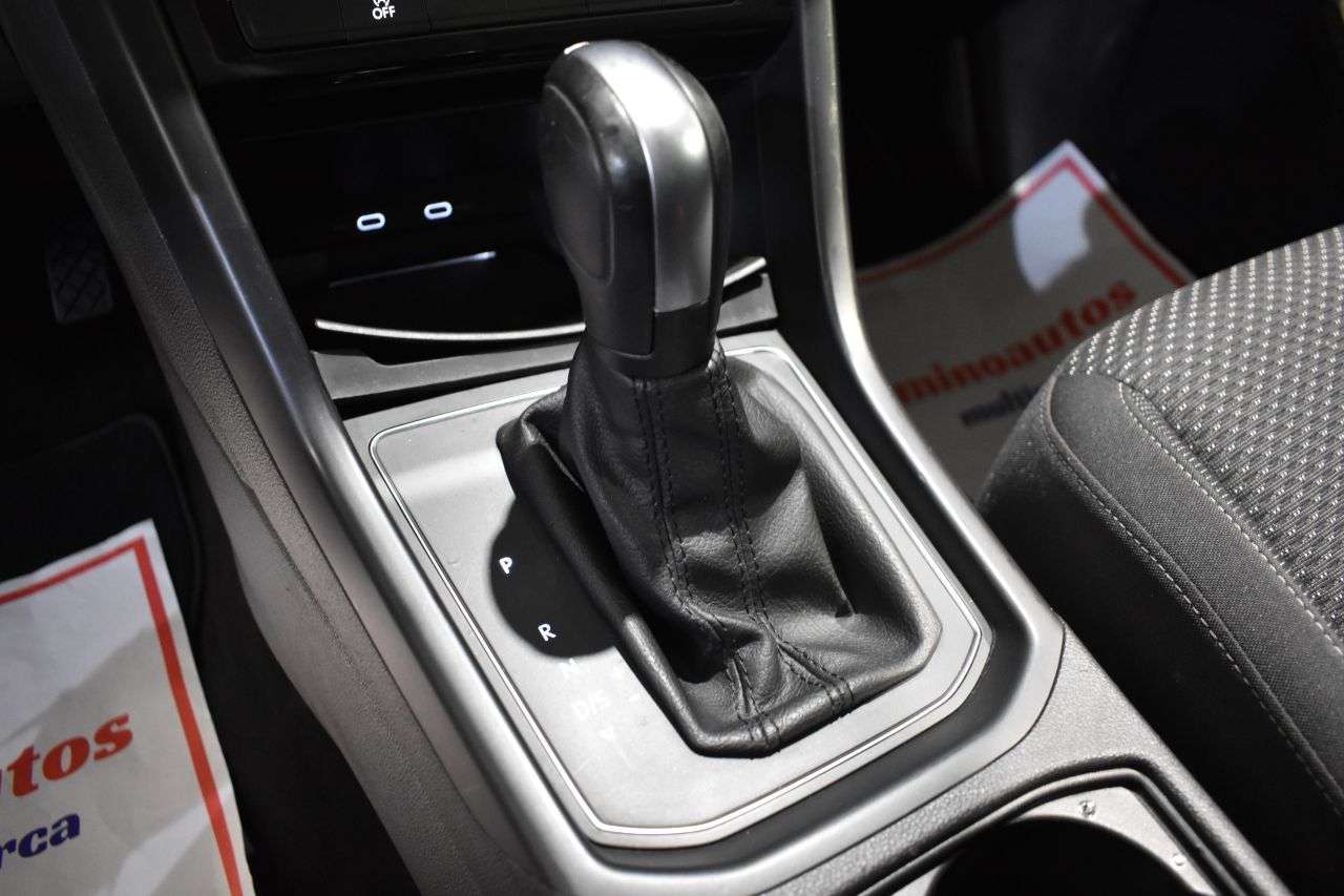 VW TOURAN en Minoautos