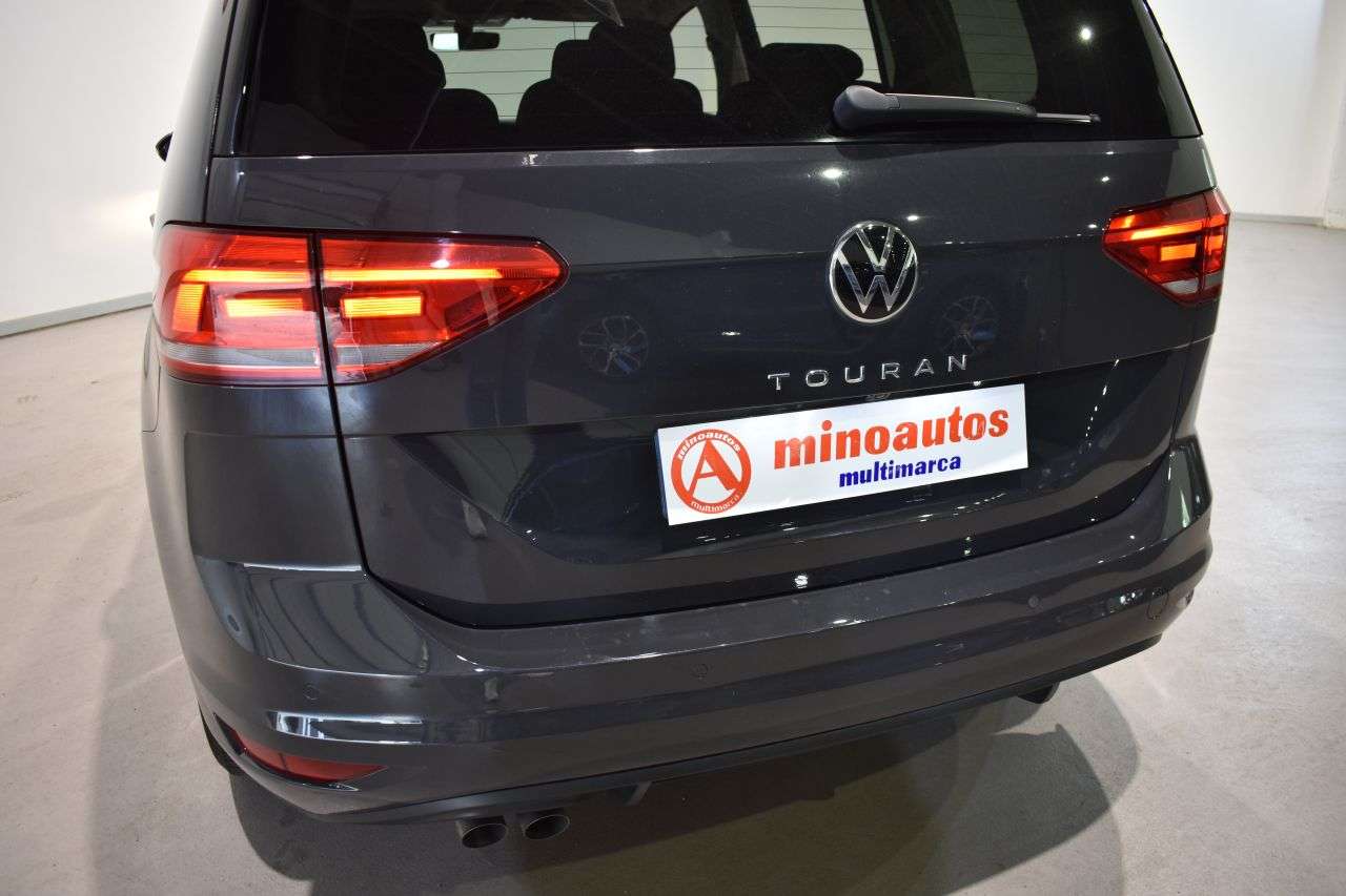 VW TOURAN en Minoautos