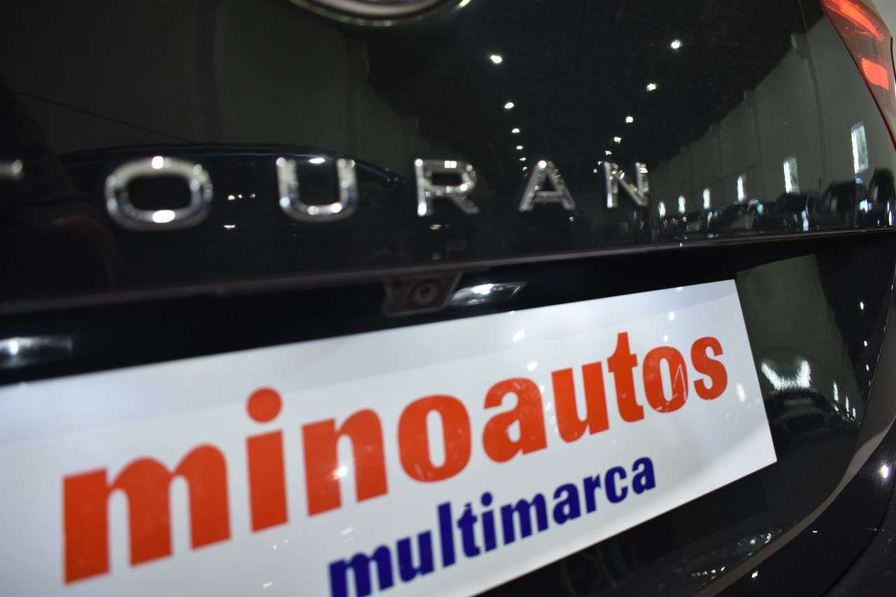 VW TOURAN en Minoautos