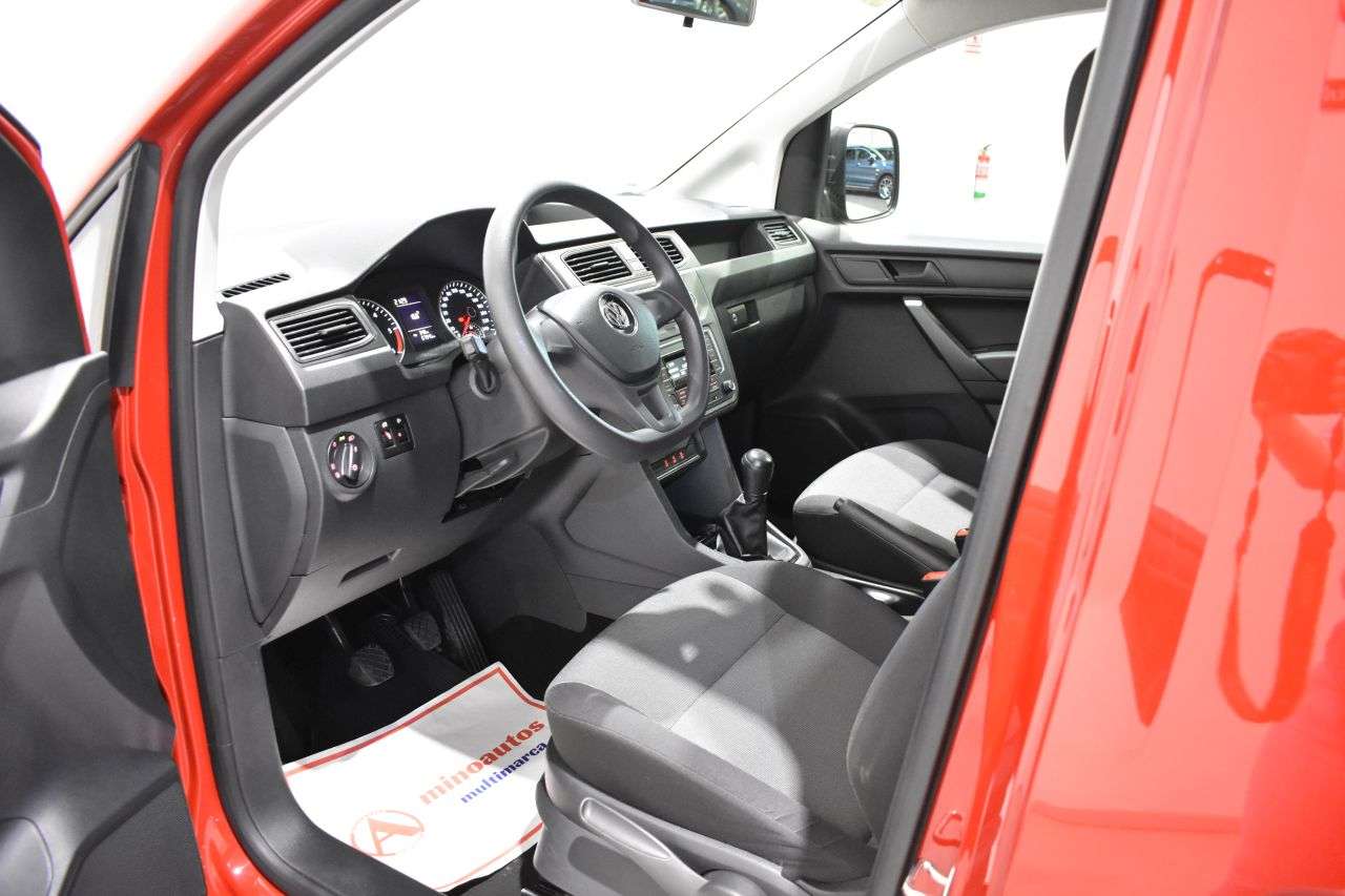 VW CADDY en Minoautos