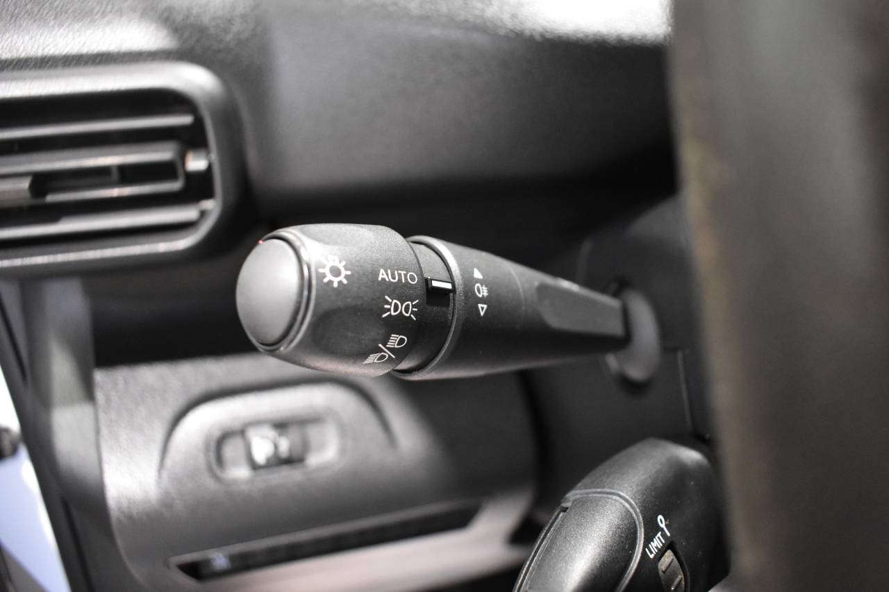 PEUGEOT PARTNER en Minoautos