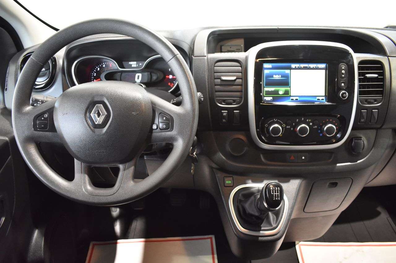 RENAULT TRAFIC en Minoautos