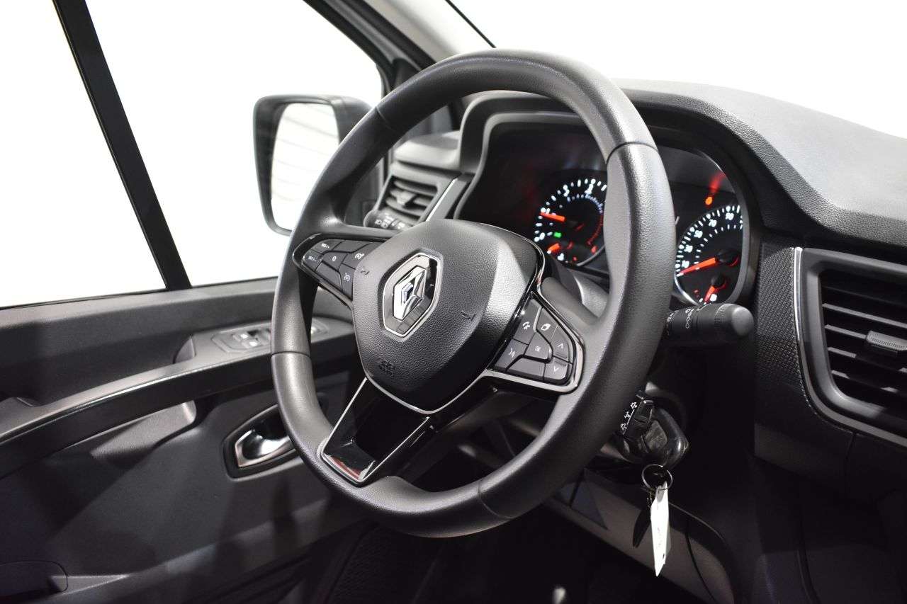 RENAULT TRAFIC en Minoautos