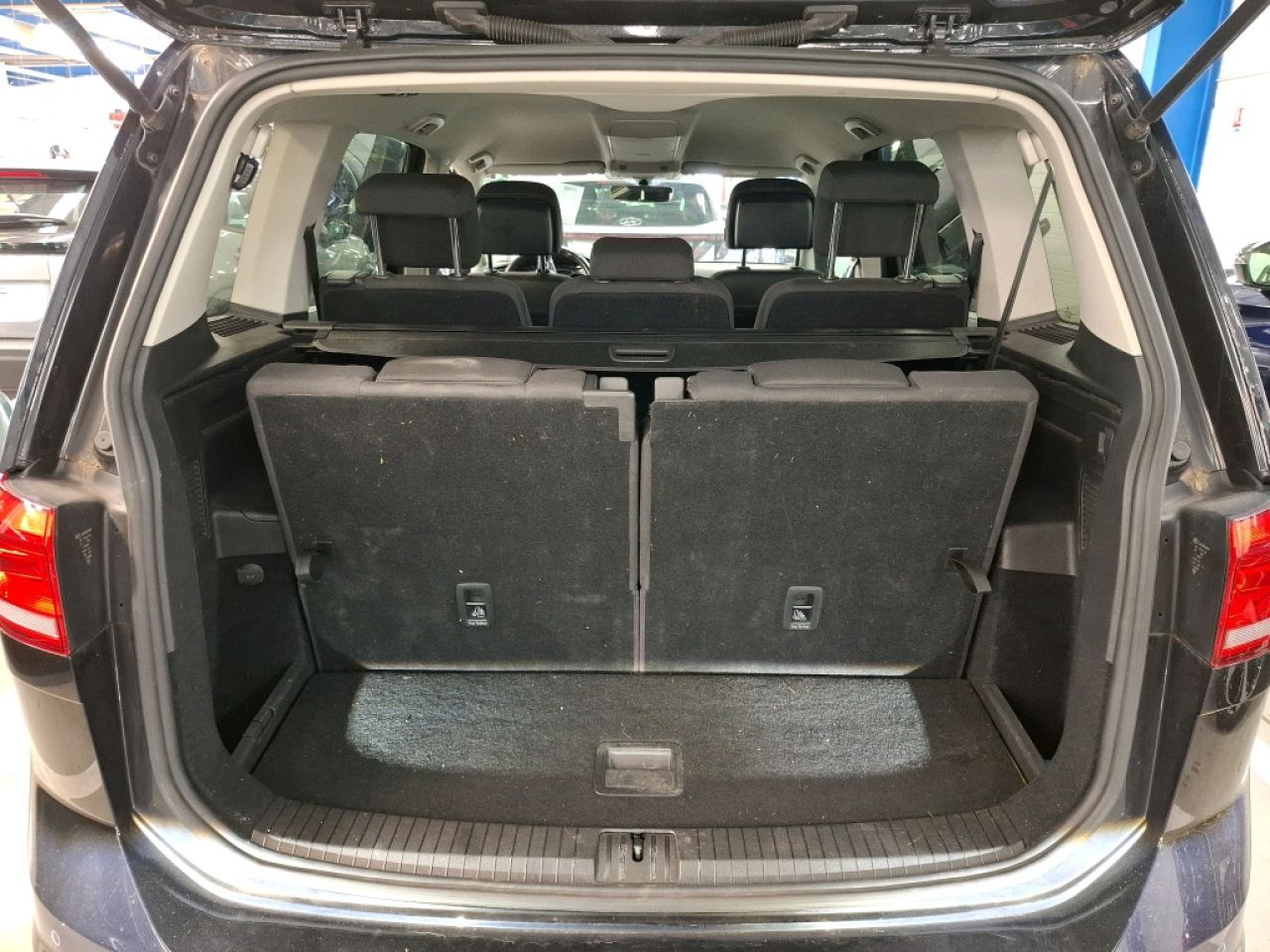 VW TOURAN en Minoautos