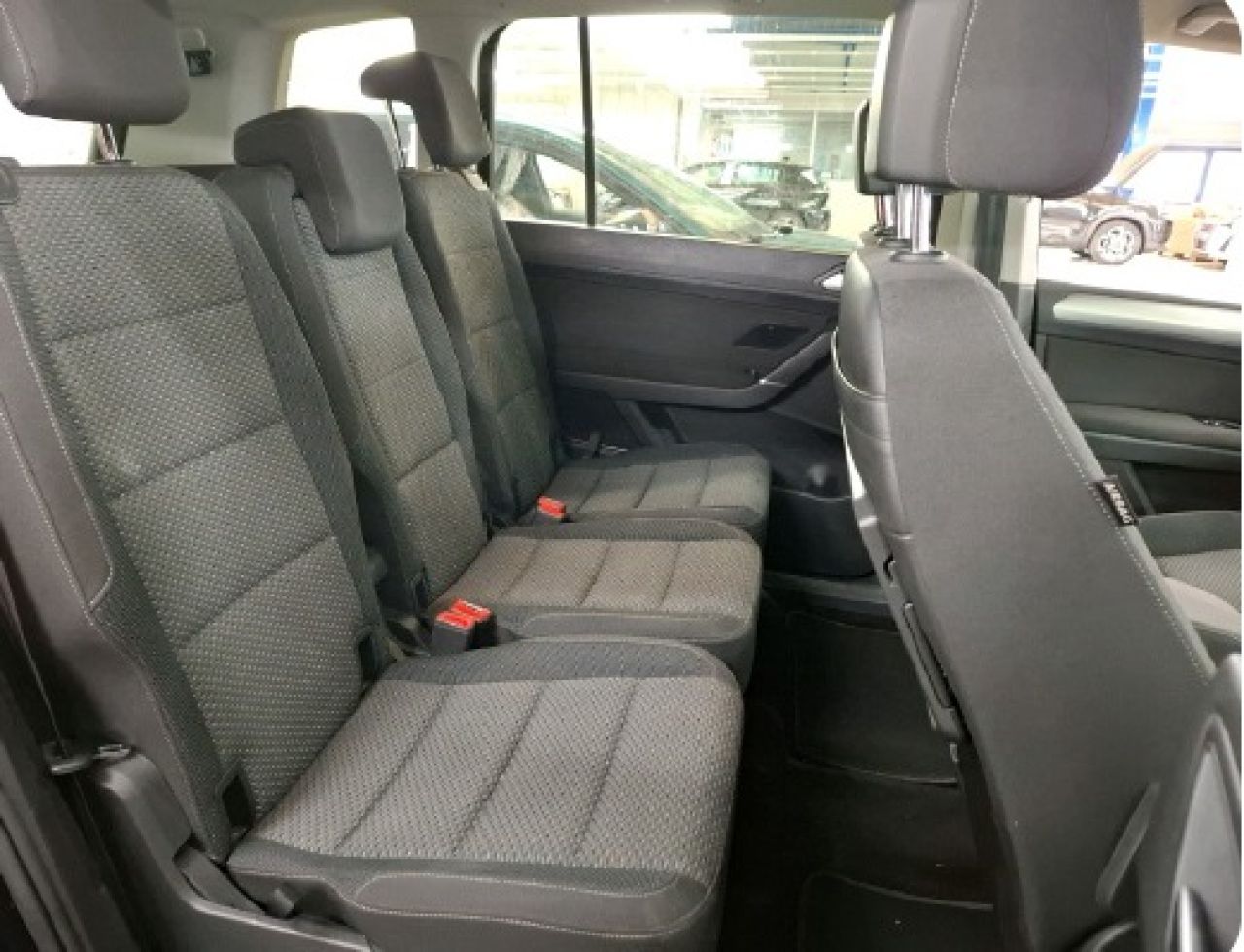 VW TOURAN en Minoautos