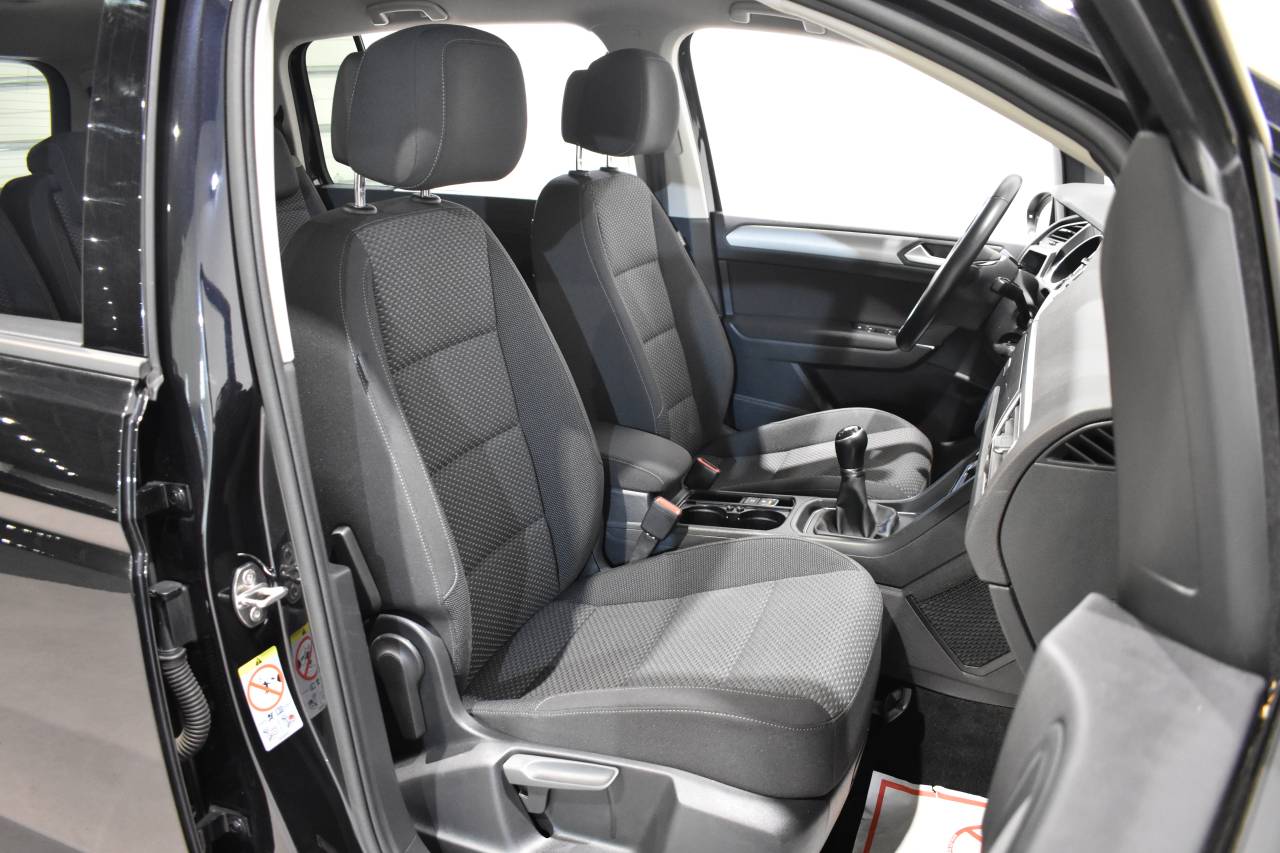 VW TOURAN en Minoautos