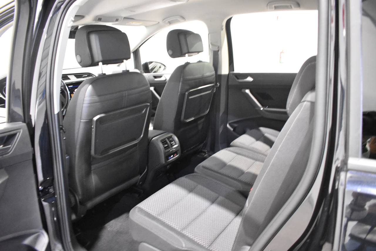 VW TOURAN en Minoautos