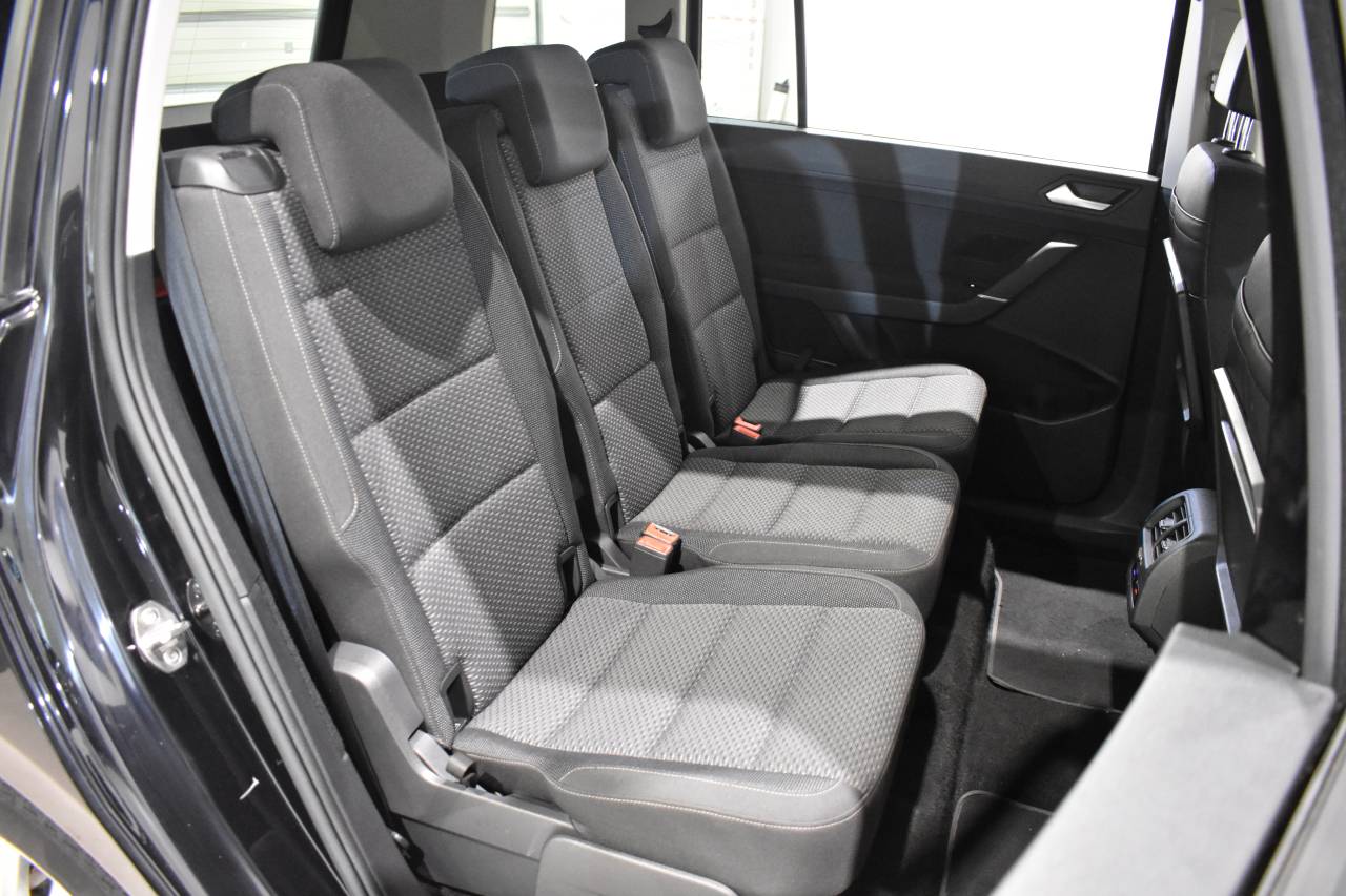 VW TOURAN en Minoautos