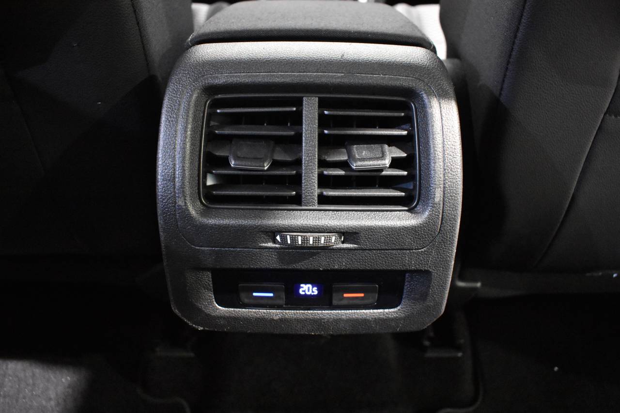 VW TOURAN en Minoautos