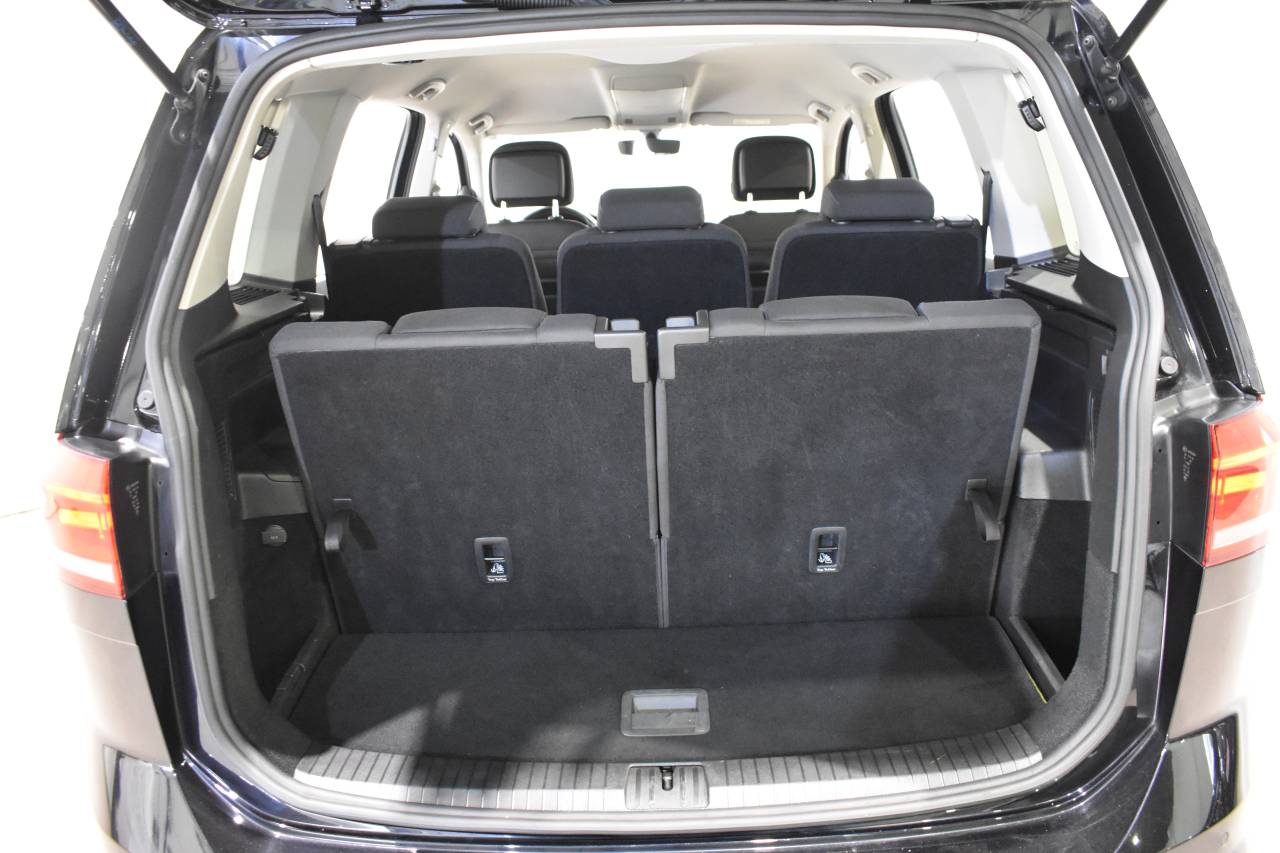 VW TOURAN en Minoautos