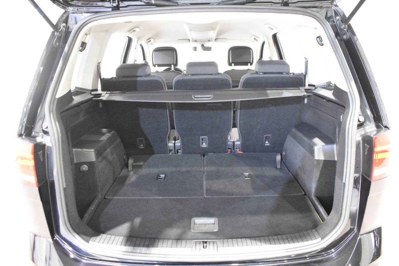 VW TOURAN en Minoautos