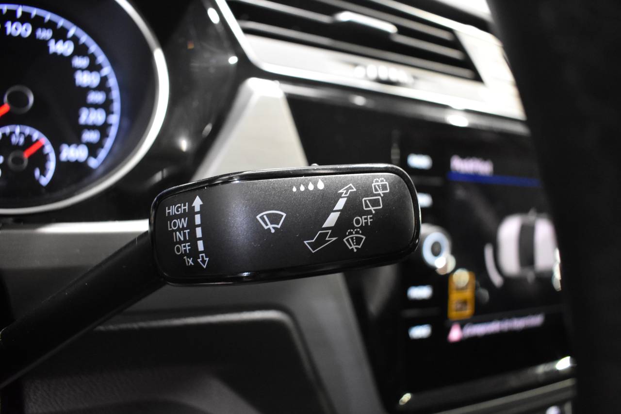 VW TOURAN en Minoautos