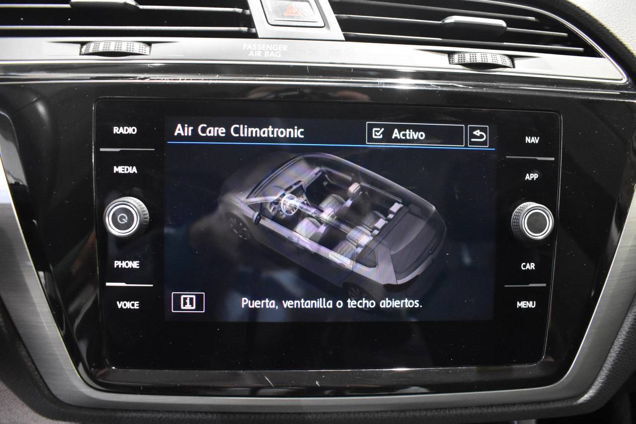 VW TOURAN en Minoautos