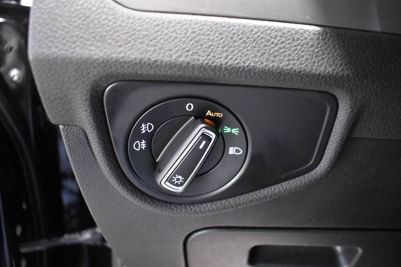 VW TOURAN en Minoautos