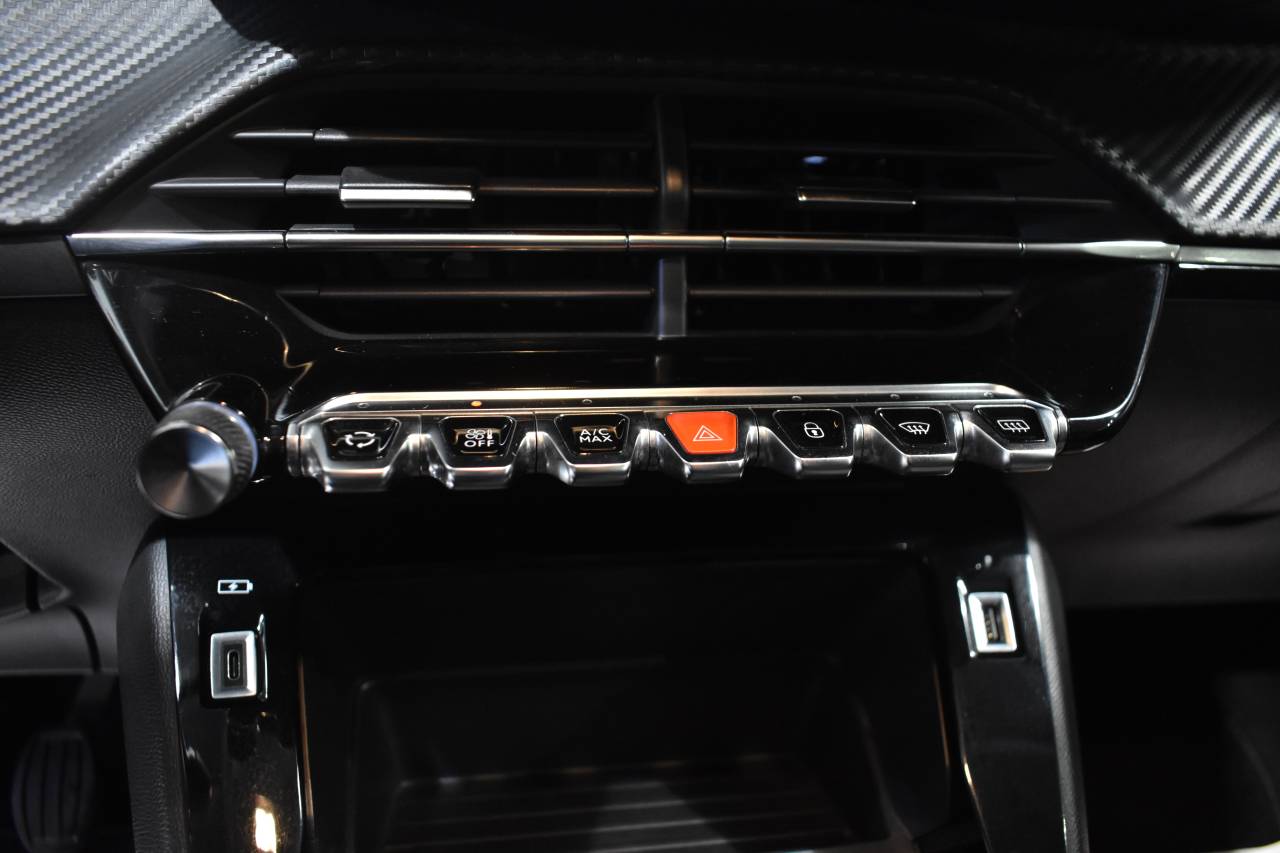 PEUGEOT 208 en Minoautos