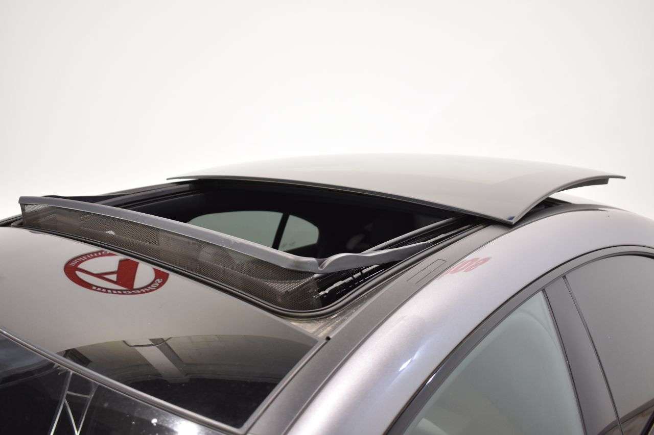 MERCEDES-BENZ CLA COUP� en Minoautos