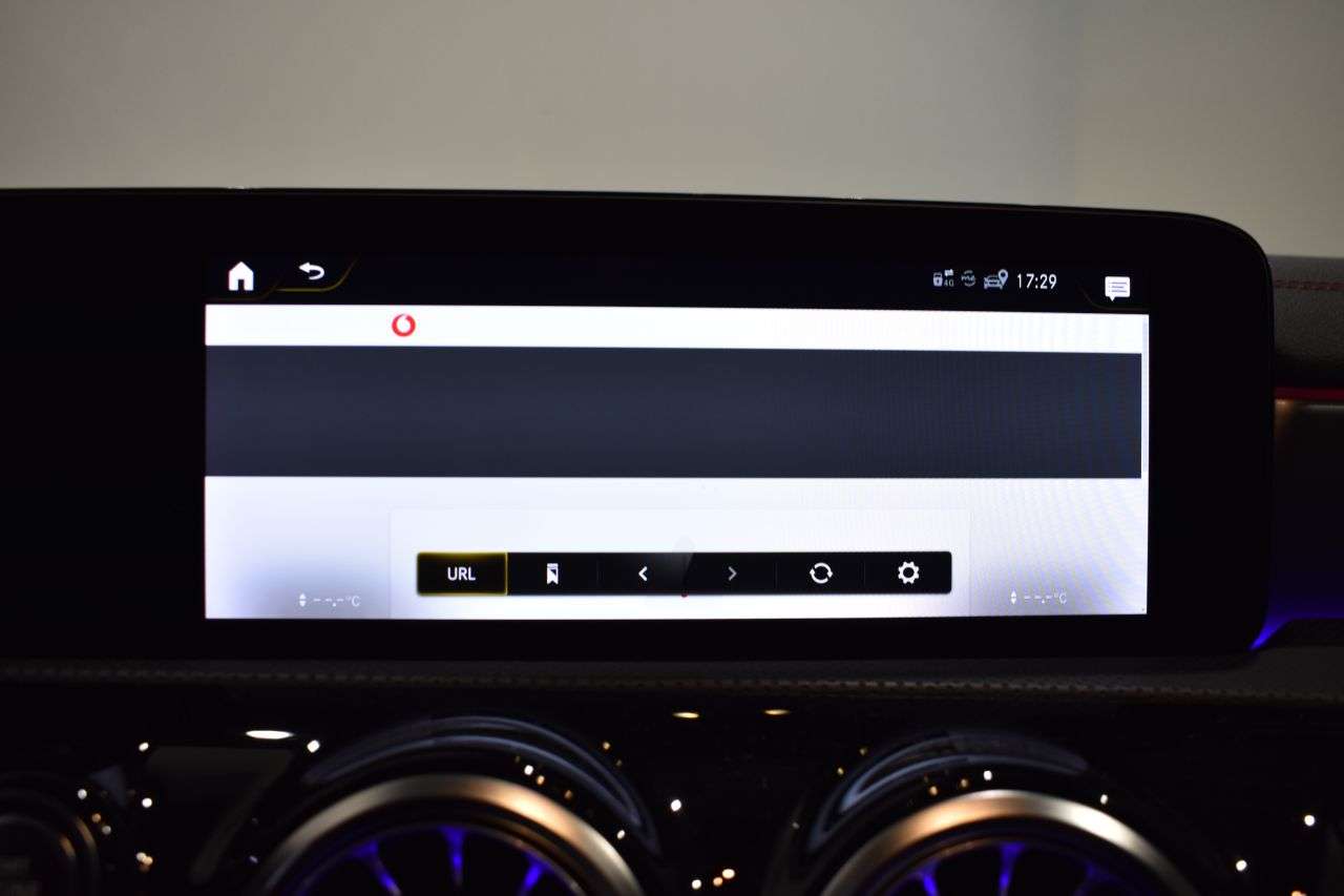 MERCEDES-BENZ CLA COUP� en Minoautos