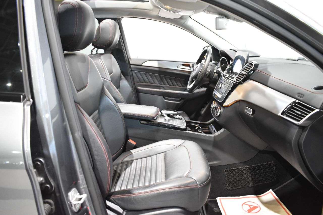 MERCEDES-BENZ GLE COUP� en Minoautos